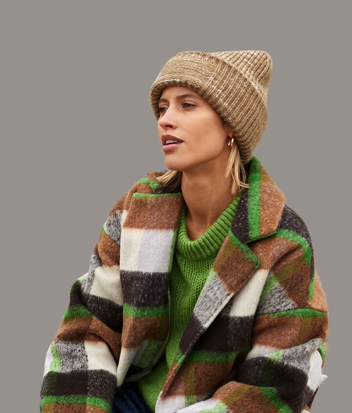 Beechfield Chunky knit reverse patch beanie