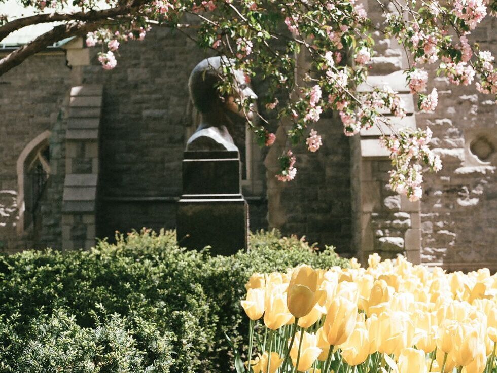 8 amazing facts you probably didn't know about Easter